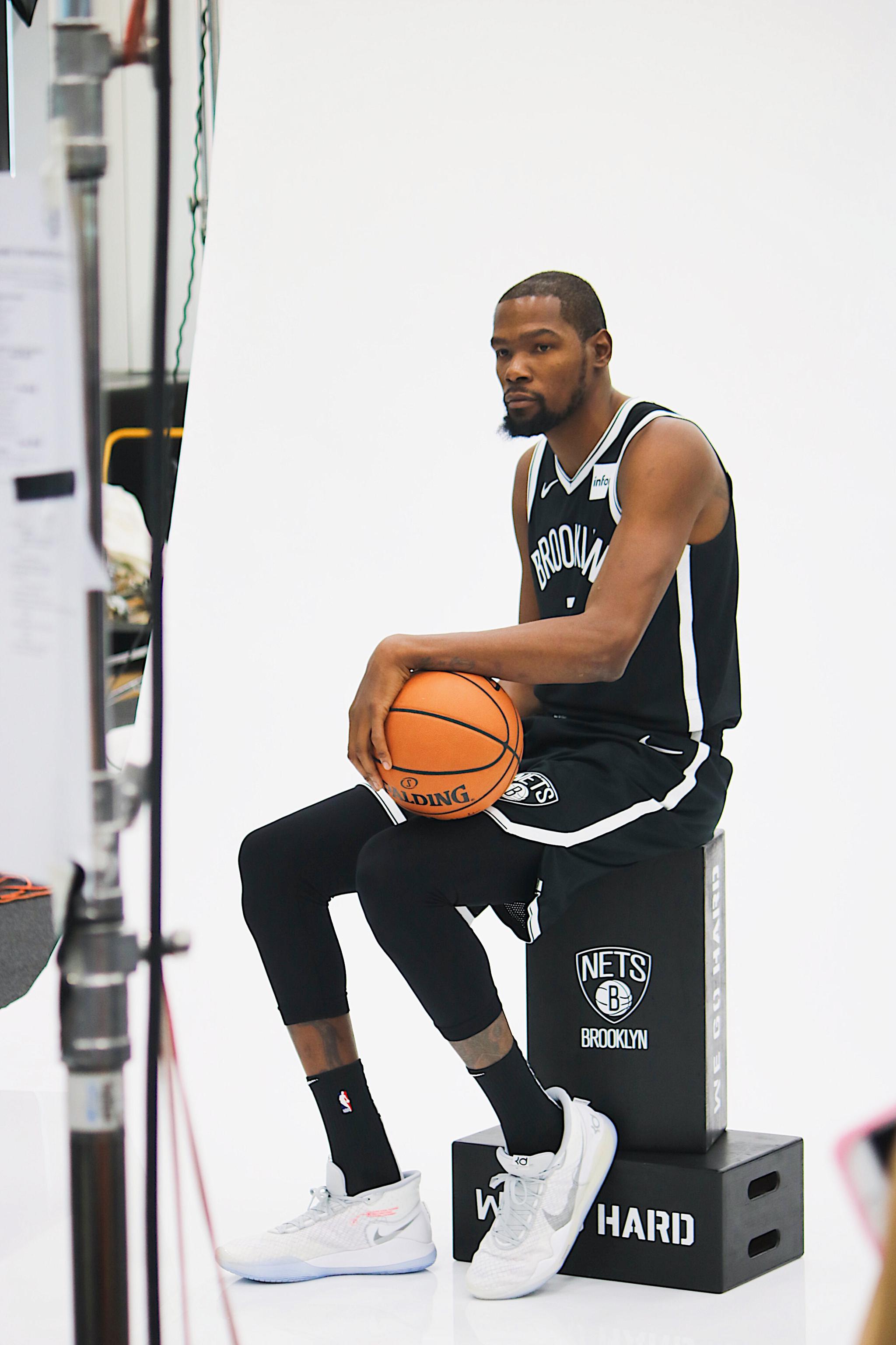 包含国际比赛日突围战来临，布鲁克林篮网围绕西甲强势反弹，话题不断，球探报告显示潜力的词条