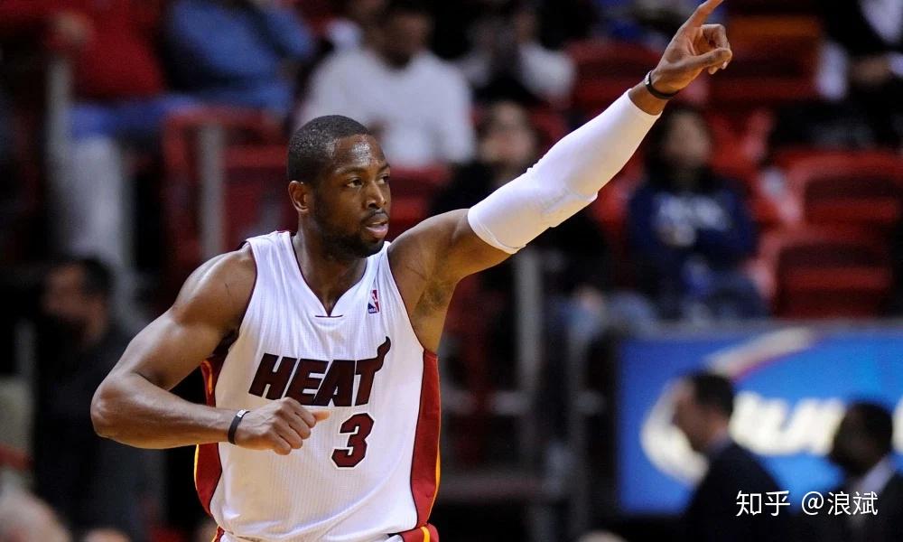 山东泰山训练开放日，窗口期绝杀压哨引欢呼，NBA季后赛在即，细节决定成败的简单介绍