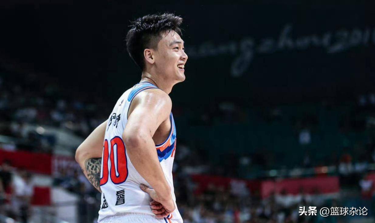 包含关键时刻NBA总决赛传出新动向，北京首钢防线松动，管理层表态——信心回归，年轻球员得到机会的词条